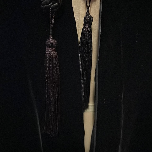 Eugene Alexander Black Velvet Cape Cloak Vintage 1980s - Picture 5 of 10